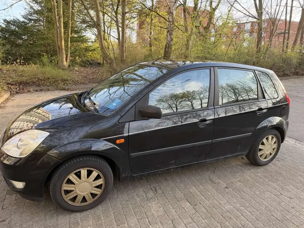 Gebraucht Ford Fiesta 80 PS (58 kW) 2002 Kleinwagen