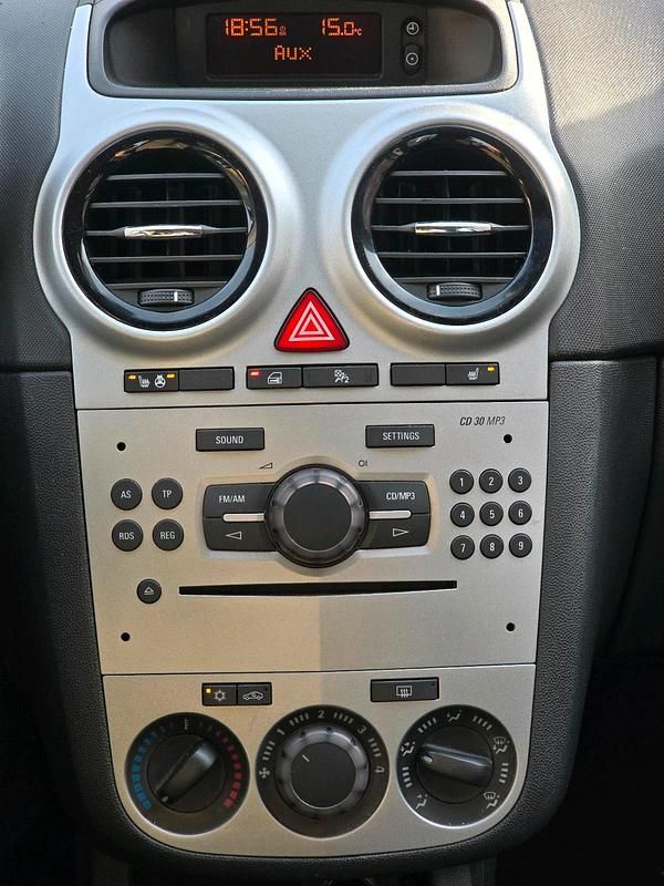 Gebraucht Opel Corsa 80 PS (58 kW) 2009 Grau Kleinwagen