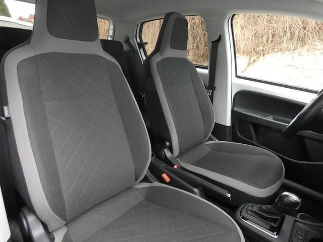 Gebraucht VW e-up! Style 61 kW (83 PS) 2022 Kleinwagen