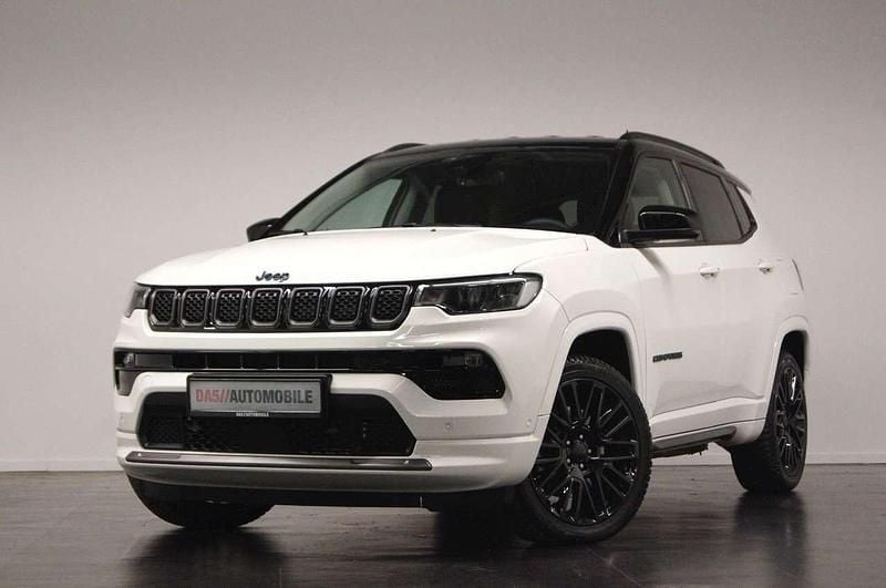 Weiß Gebraucht 2021 Jeep Compass SUV | 24.200 € (Guter Preis) - Bild 1/4