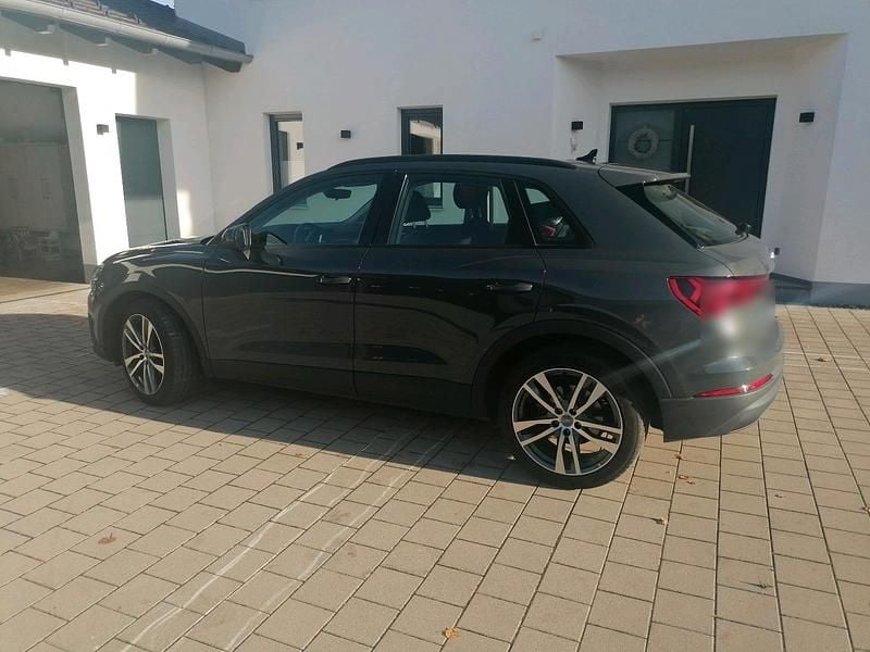 Gebraucht Audi Q3 150 PS (110 kW) 2021 Grau SUV