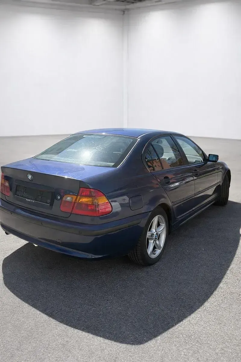 Gebraucht BMW 318 Performance 143 PS (105 kW) 2004 Blau Limousine