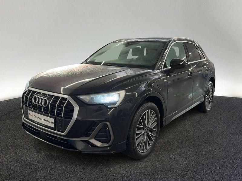 Gebraucht Audi Q3 S-Line 245 PS (180 kW) 2022 0e mythosschwarz metallic (metallic) SUV