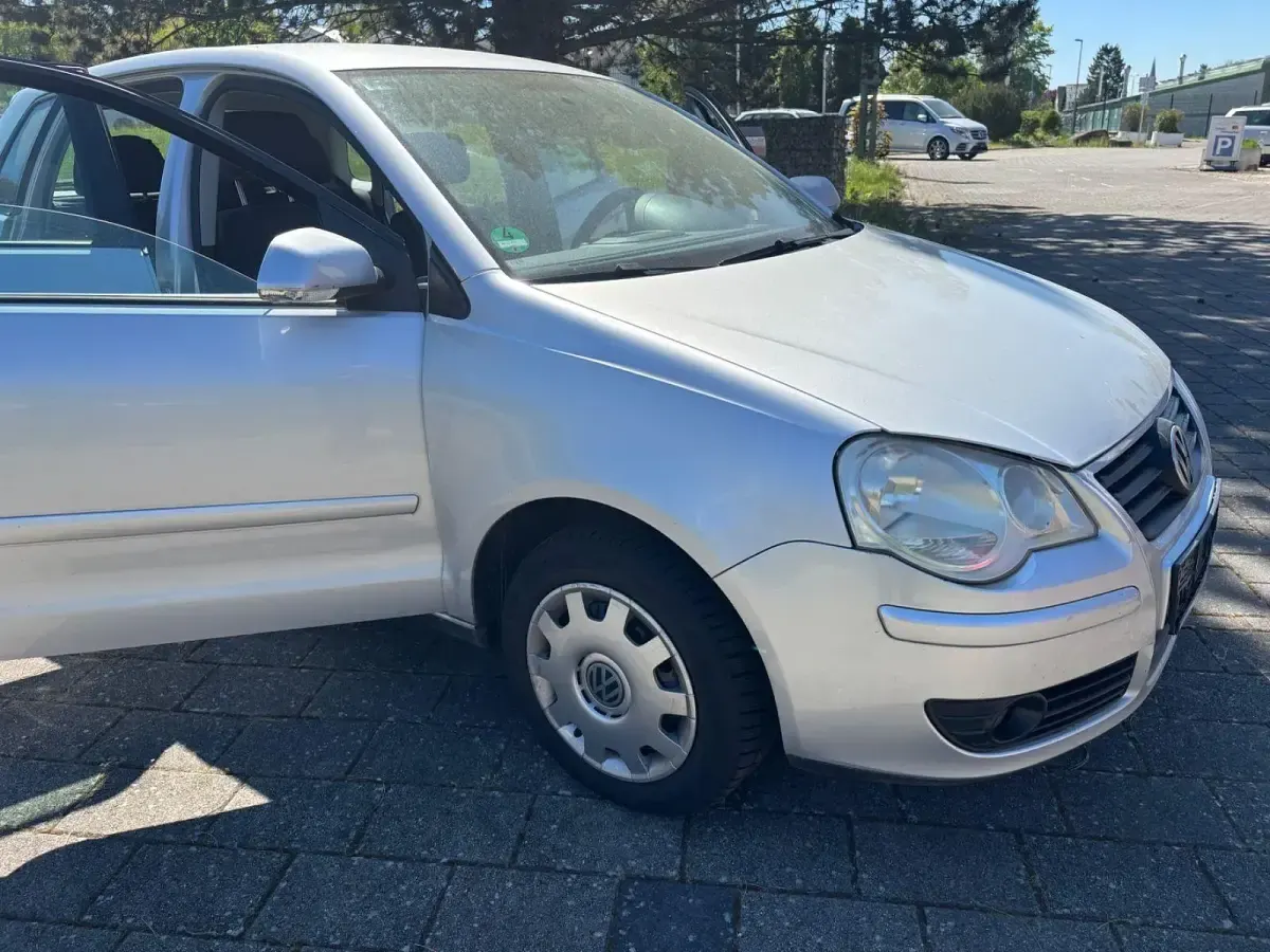 Gebraucht VW Polo 75 PS (55 kW) 2006 Silber Kleinwagen