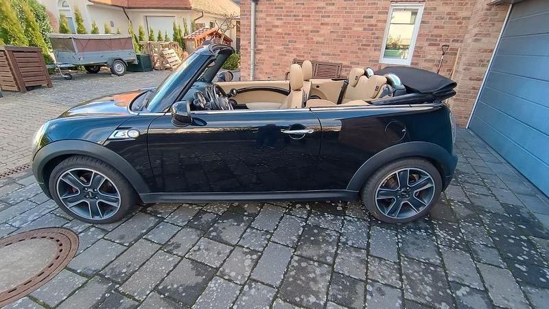 Gebraucht Mini Cooper S Cabriolet 184 PS (135 kW) 2010 Schwarz Cabrio