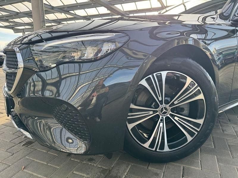 Gebraucht Mercedes E200 Avantgarde 204 PS (150 kW) 2025 Metalliclack graphitgrau Limousine
