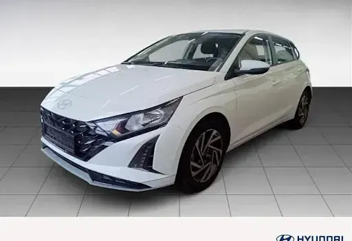 Gebraucht Hyundai i20 Trend 101 PS (74 kW) 2025 Weiss Kleinwagen