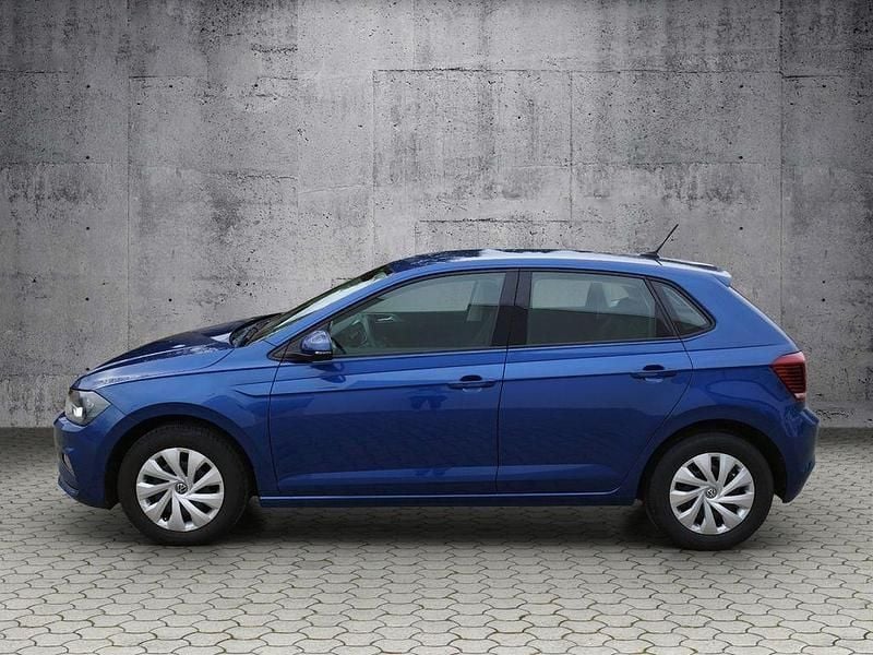 Gebraucht VW Polo Comfortline 80 PS (58 kW) 2021 Blau Limousine