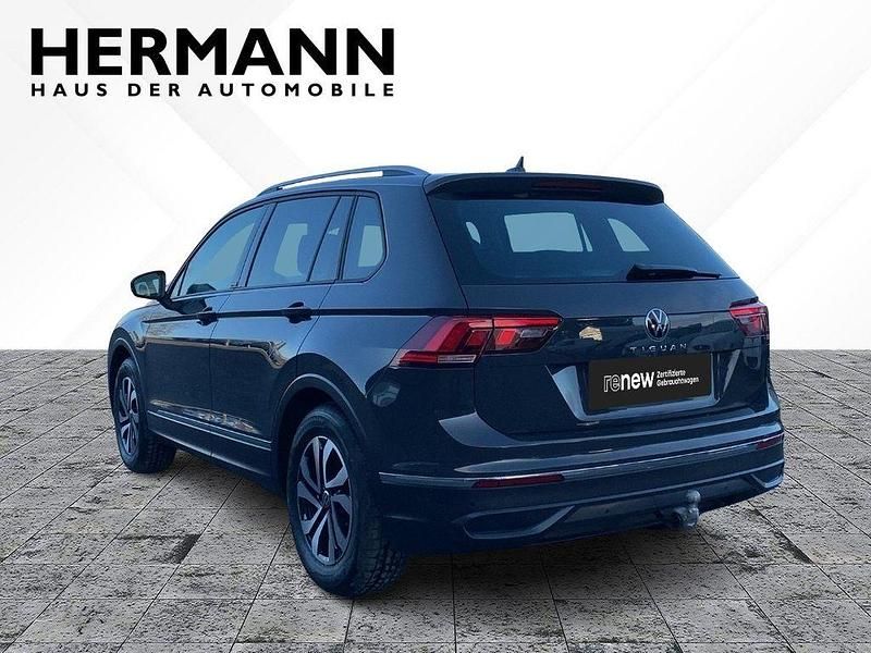 Gebraucht VW Tiguan Active 150 PS (110 kW) 2022 Uranograu (grau) SUV