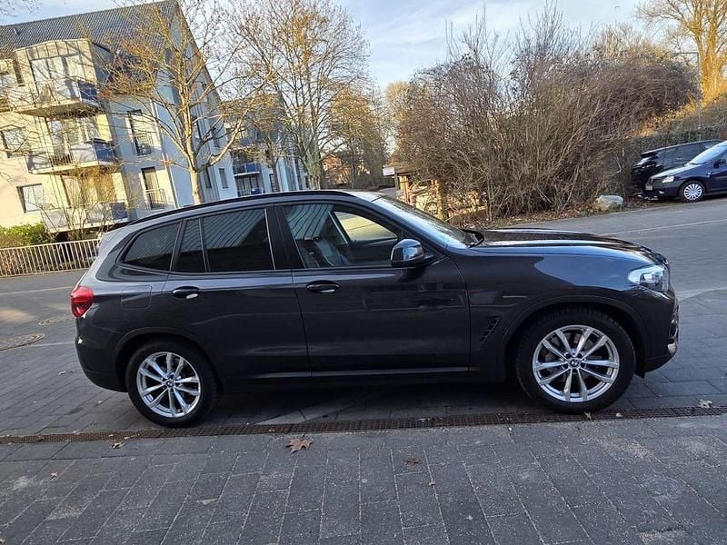 Gebraucht BMW X3 Advantage 231 PS (169 kW) 2019 Grau SUV