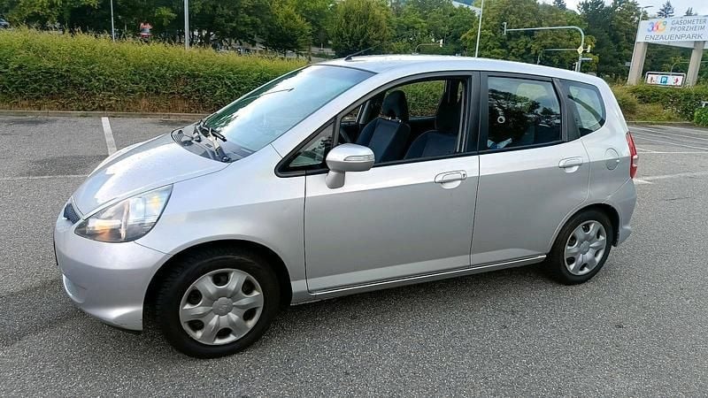 Grau Gebraucht 2007 Honda Jazz Kleinwagen | 2.250 € - Bild 1/4