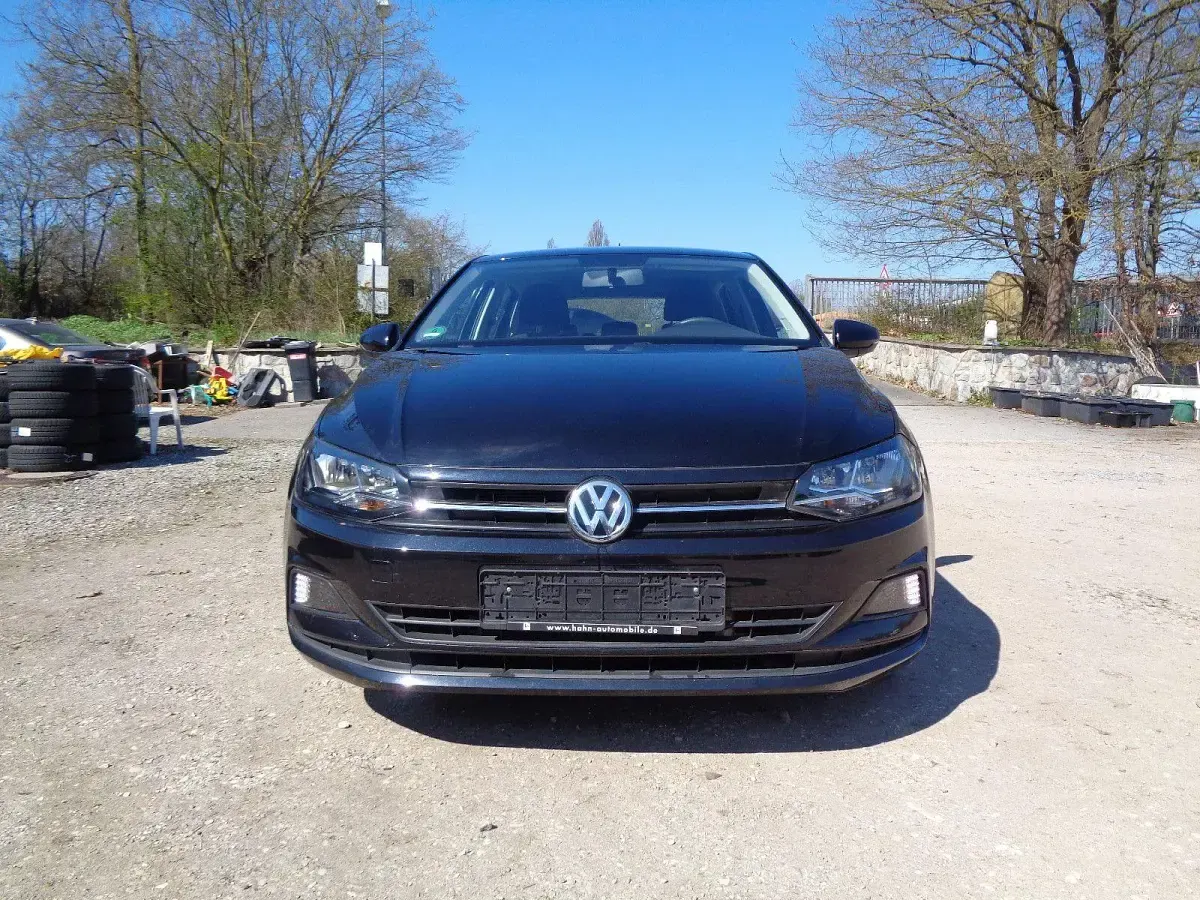 Gebraucht VW Polo Comfortline 95 PS (69 kW) 2020 Schwarz Limousine