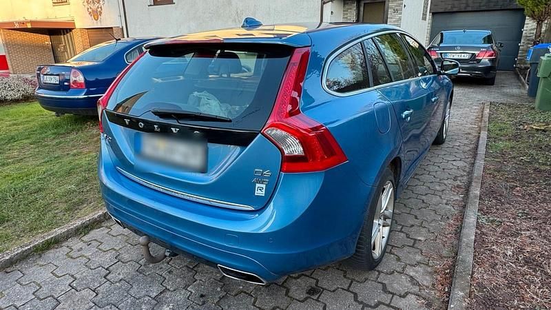 Gebraucht Volvo V60 288 PS (211 kW) 2013 Blau Kombi