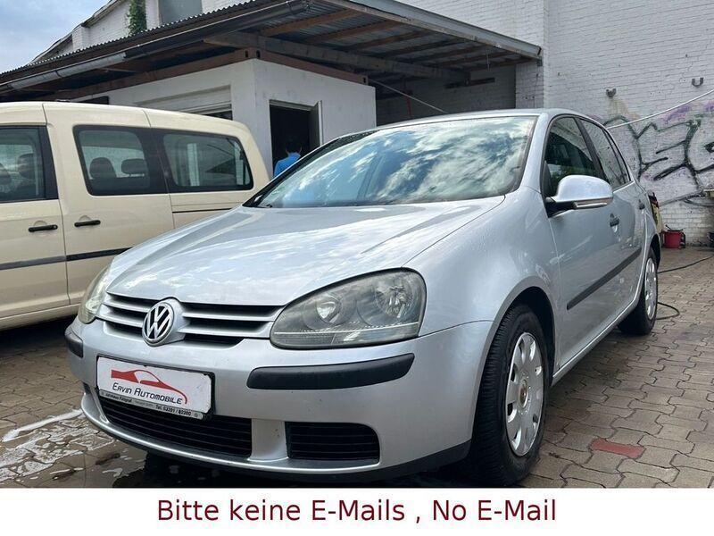 Silber Gebraucht 2004 VW Golf V Trendline Limousine | 1.990 € (Guter Preis) - Bild 1/4