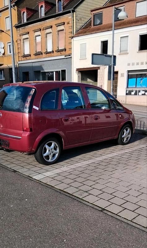 Rot Gebraucht 2006 Opel Meriva Van / Kleinbus | 800 € (Superpreis) - Bild 1/4