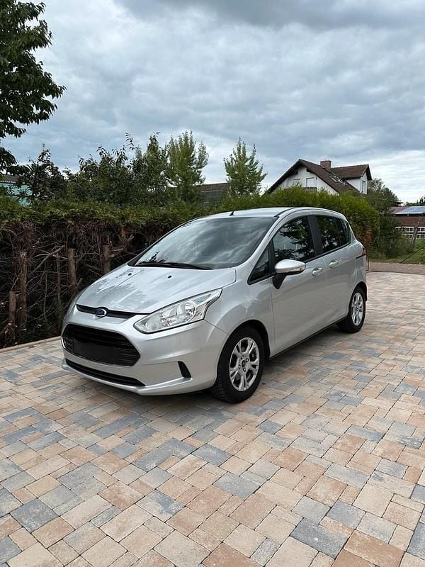 Grau Gebraucht 2014 Ford B-MAX Van / Kleinbus | 5.990 € (Guter Preis) - Bild 1/4
