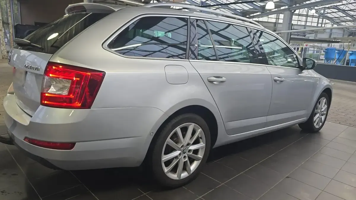 Gebraucht Skoda Octavia 110 PS (80 kW) 2016 Silber Kombi
