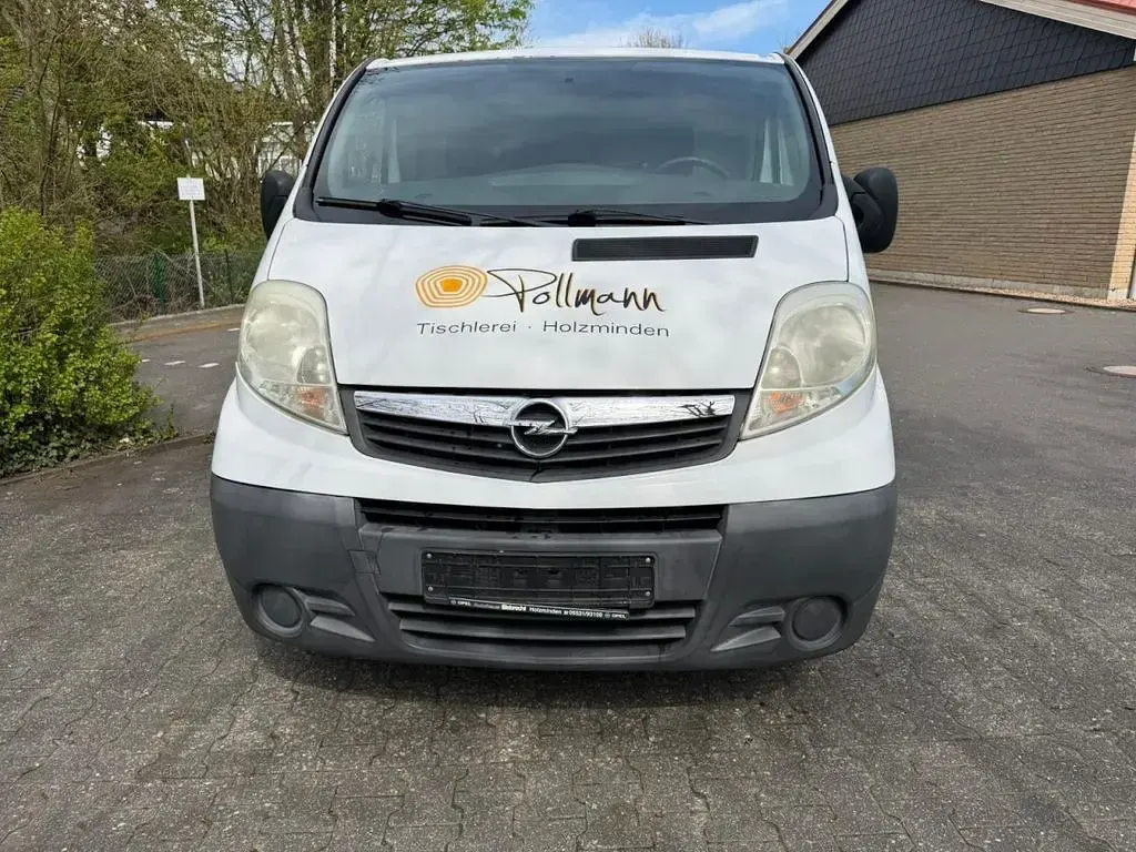 Gebraucht Opel Vivaro 90 PS (66 kW) 2011 Weiß Van / Kleinbus