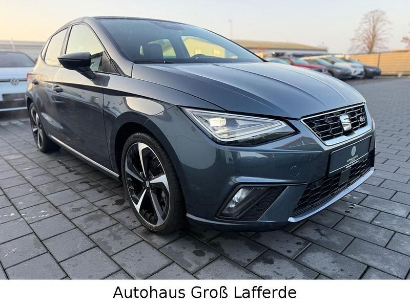 Grau Gebraucht 2023 Seat Ibiza FR Kleinwagen | 16.990 € (Fairer Preis) - Bild 1/4