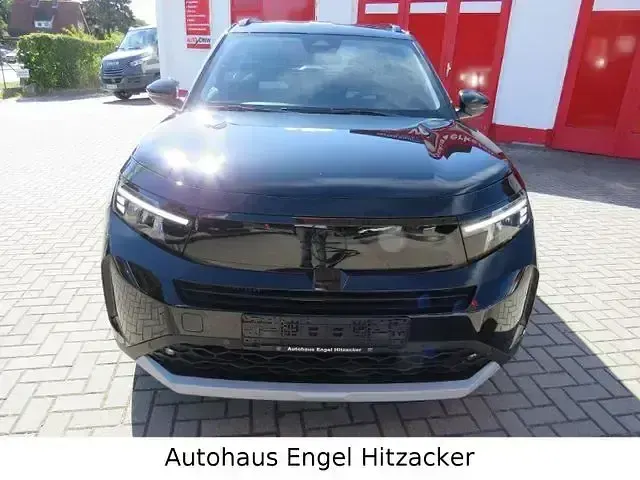 Usata Opel Frontera 145 CV (106 kW) 2025 Nero SUV