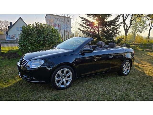 Schwarz Gebraucht 2009 VW Eos Edition Cabrio | 5.900 € (Fairer Preis) - Bild 1/4