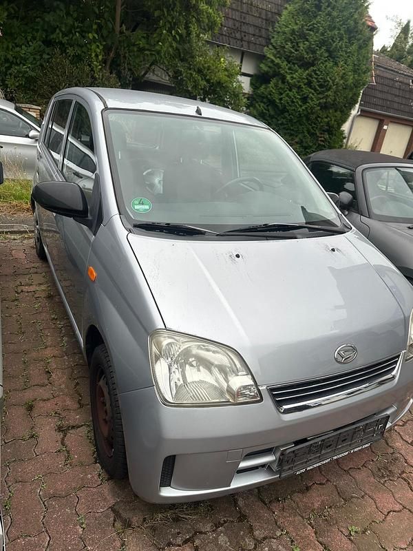 Silber Gebraucht 2006 Daihatsu Sirion Kleinwagen | 600 € - Bild 1/4