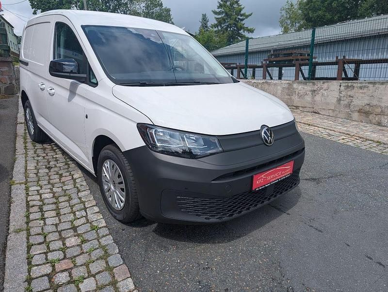 Neu VW Caddy Business 75 PS (55 kW) 2025 Weiß Van / Kleinbus