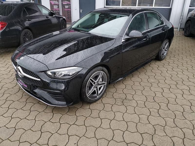 Schwarz/baltic black Gebraucht 2022 Mercedes C180 AMG line Limousine | 35.899 € (Etwas zu teuer) - Bild 1/4