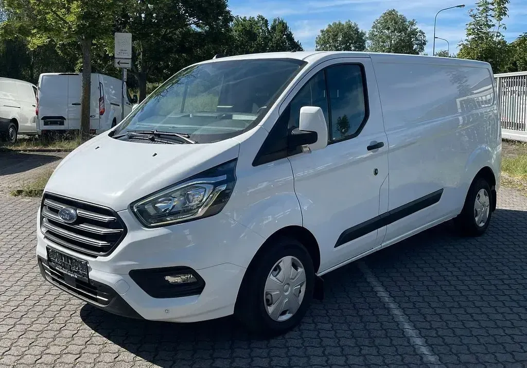 Gebraucht Ford Transit Custom 105 PS (77 kW) 2022 Weiß Van / Kleinbus