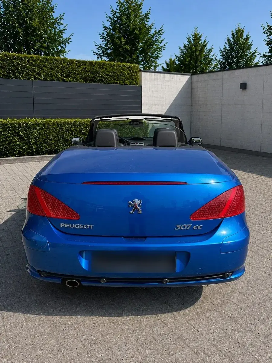 Gebraucht Peugeot 307 CC 136 PS (100 kW) 2004 Blau Cabrio