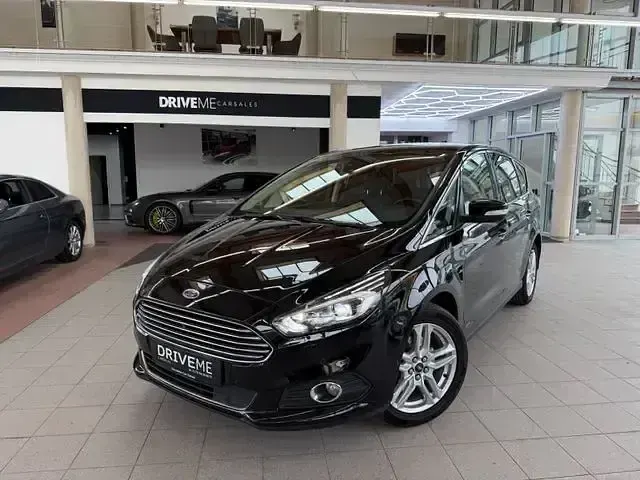 Gebraucht Ford S-MAX Titanium 210 PS (154 kW) 2019 Andere Van / Kleinbus