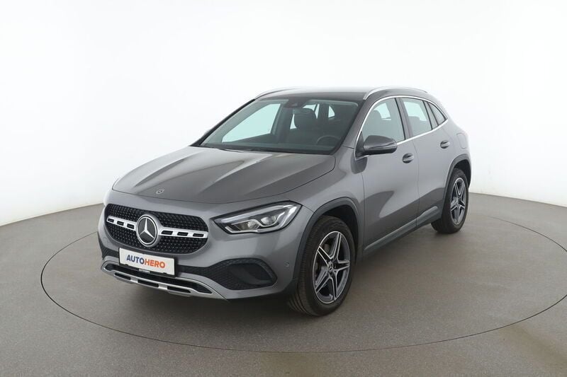 Grau Gebraucht 2021 Mercedes GLA180 Progressive SUV | 31.190 € (Fairer Preis) - Bild 1/4