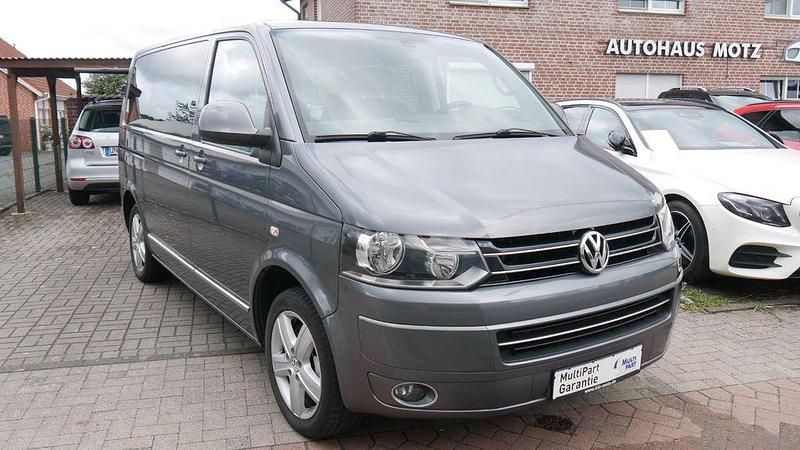 Grau Gebraucht 2009 VW T5 Highline Van | 20.990 € (Teuer) - Bild 1/4