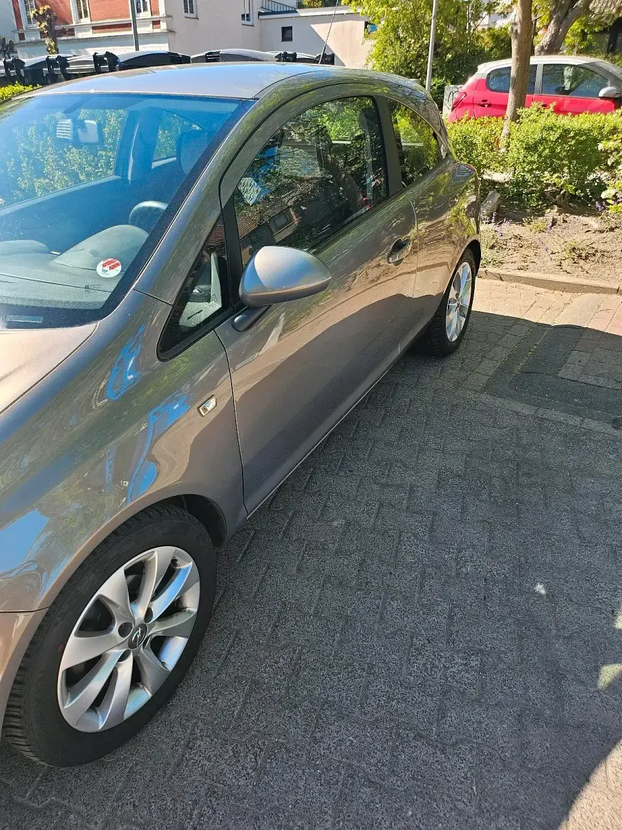 Gebraucht Opel Corsa 2013 Grün Kleinwagen