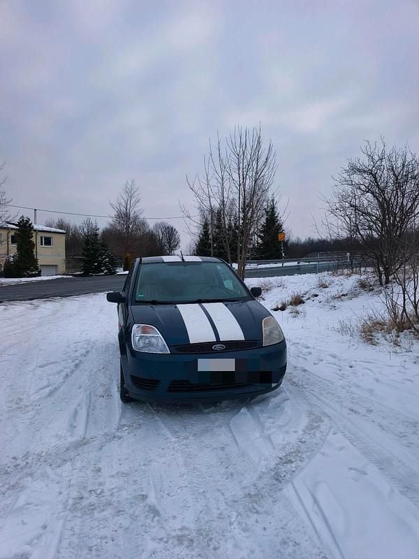 Blau Gebraucht 2002 Ford Fiesta Kleinwagen | 800 € (Guter Preis) - Bild 1/4