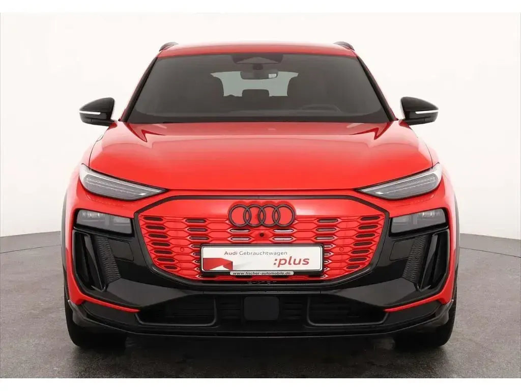 Gebraucht Audi SQ6 e-tron Sport 359 kW (489 PS) 2024 Rot SUV