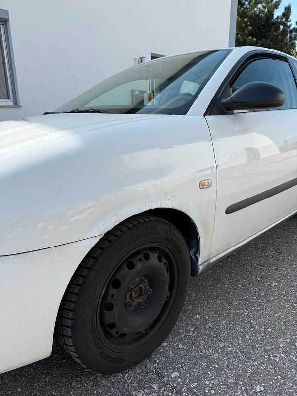 Gebraucht Seat Ibiza 90 PS (66 kW) 2005 Weiß Kleinwagen