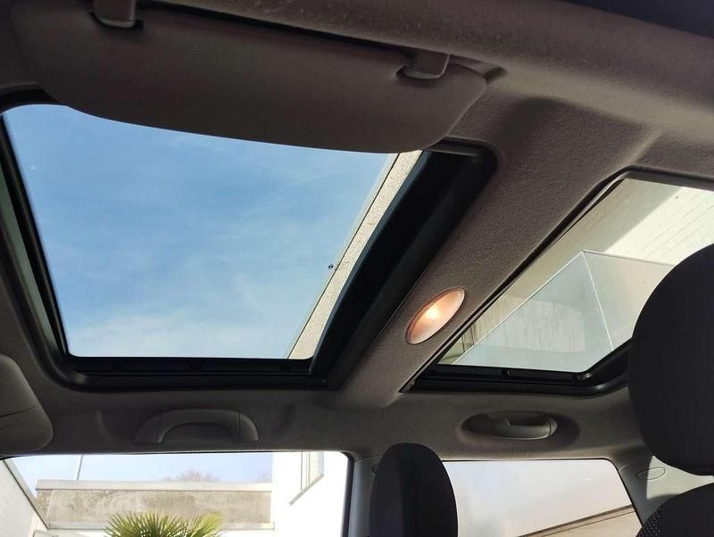 Second-hand Mini ONE 95 CP (69 kW) 2008 Negru Hatchback