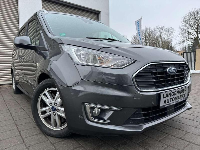Gebraucht Ford Tourneo Connect Titanium 120 PS (88 kW) 2018 Grau Van / Kleinbus
