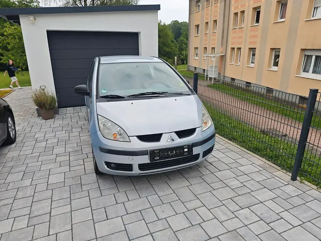 Gebraucht Mitsubishi Colt Motion 95 PS (69 kW) 2005 Blau Kleinwagen