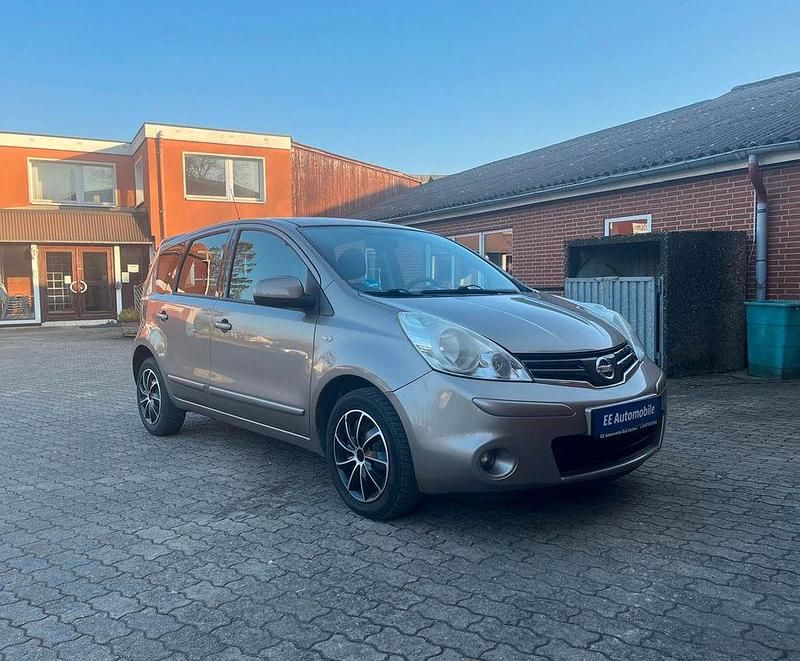 Gebraucht Nissan Note Acenta 88 PS (64 kW) 2011 Kleinwagen