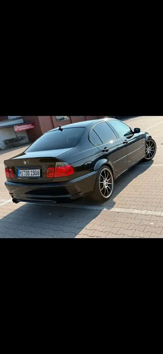 Brugt BMW 325 192 HK (141 kW) 2000 Sort Sedan