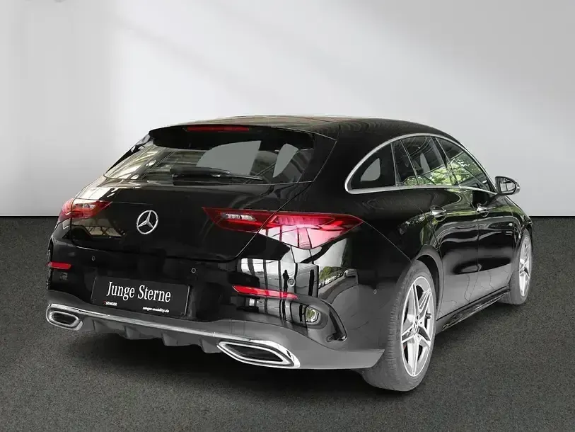Gebraucht Mercedes CLA200 Shooting Brake Advanced 163 PS (119 kW) 2025 Unilack nachtschwarz Kombi