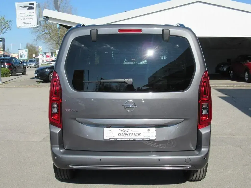 Gebraucht Opel Combo Life Ultimate 131 PS (96 kW) 2024 Van / Kleinbus