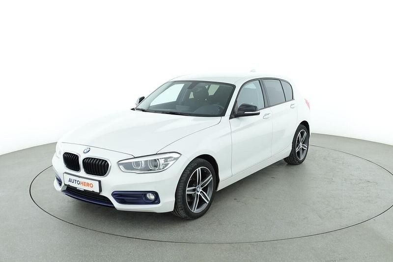 Weiß Gebraucht 2016 BMW 118 Sport Line Kleinwagen | 15.990 € (Teuer) - Bild 1/3