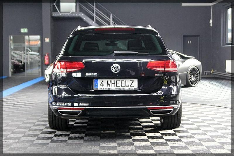 Gebraucht VW Passat Highline 190 PS (139 kW) 2019 Schwarz Kombi