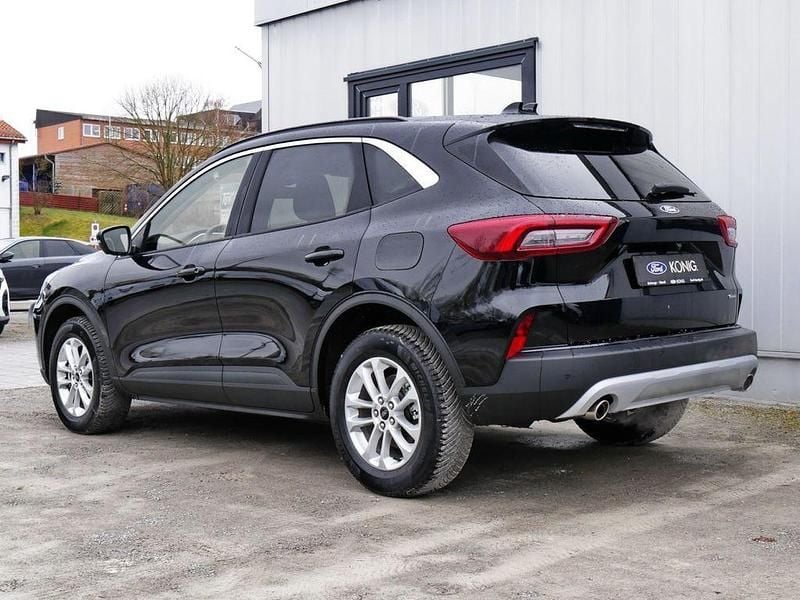 Neu Ford Kuga Titanium 243 PS (178 kW) 2025 Schwarz SUV