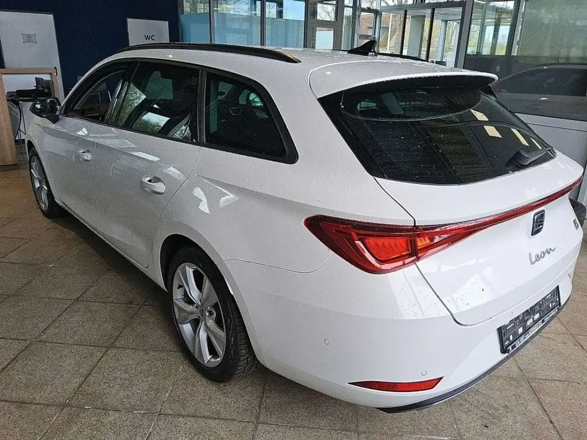Gebraucht Seat Leon FR 204 PS (150 kW) 2021 White candy Kombi