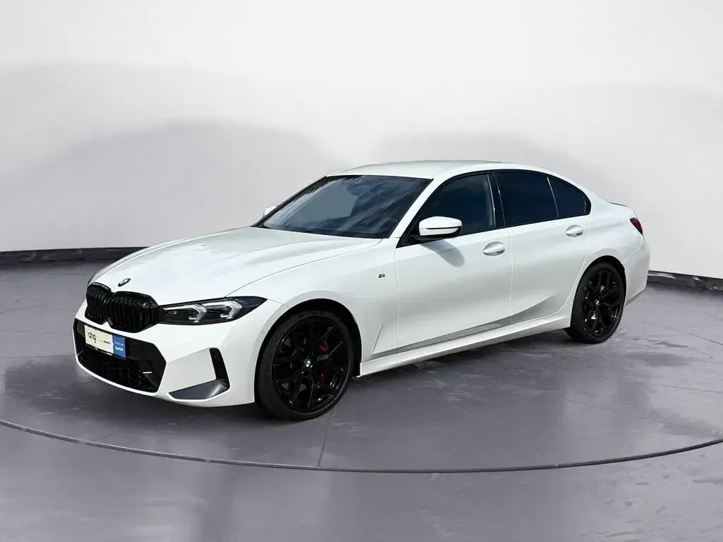 Gebraucht BMW 320 M Sport 190 PS (139 kW) 2025 Limousine