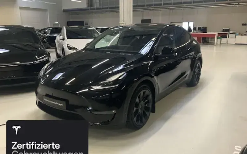 Gebraucht Tesla Model Y 273 kW (372 PS) 2023 Schwarz SUV
